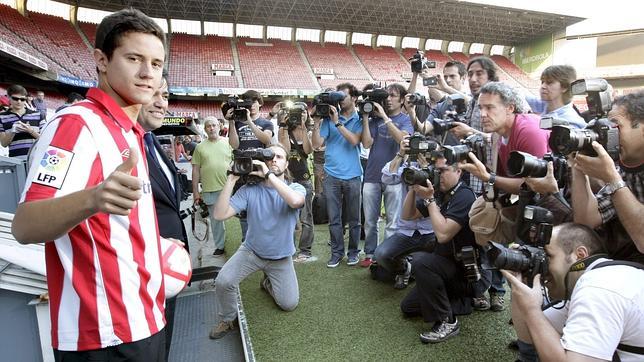 Los primeros refuerzos de la temporada 2011-2012