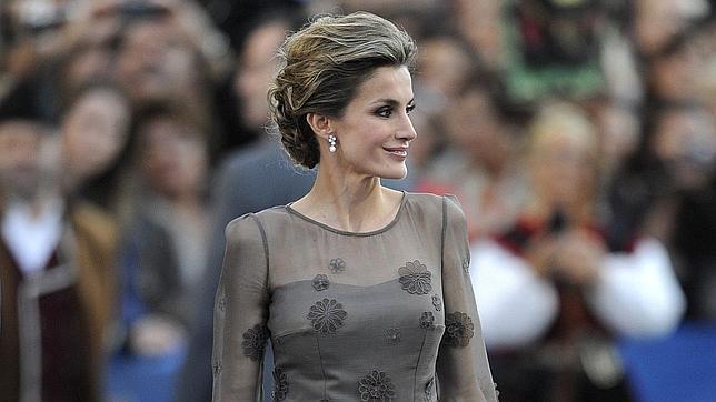 Doña Letizia, «simplemente perfecta», según «Paris Match»