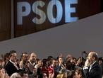 Congreso del PSOE: Rubalcaba, nuevo secretario general por 22 votos