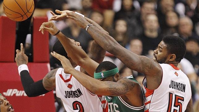 Calderon y DeRozan renuevan la imagen de los Raptors