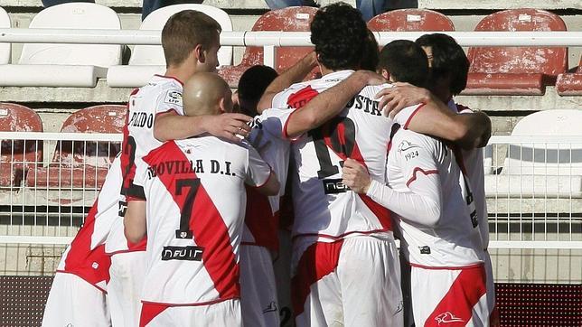 El Rayo se impone al Getafe con polémica