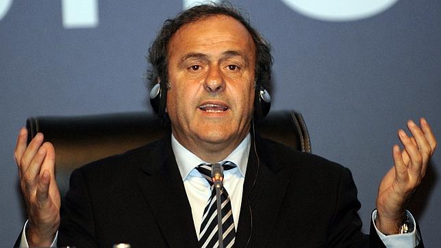 Platini: «El fútbol europeo acumula pérdidas de 1.600 millones de euros»