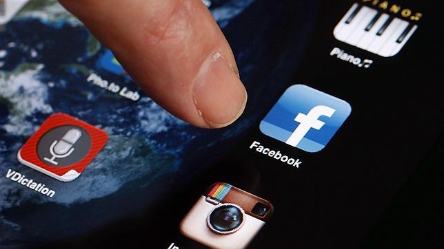 Facebook e Instagram, una historia de amor que algunos miran con recelo