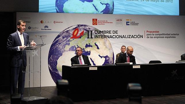 El exterior sostiene al interior: la internacionalización como remedio