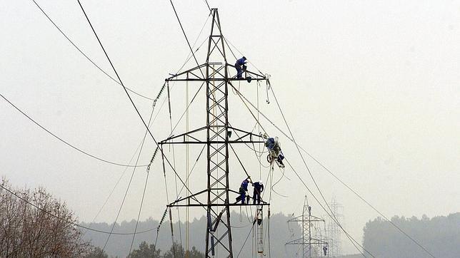 Las facturas de la luz subirán más de un 10% en los próximos cinco meses