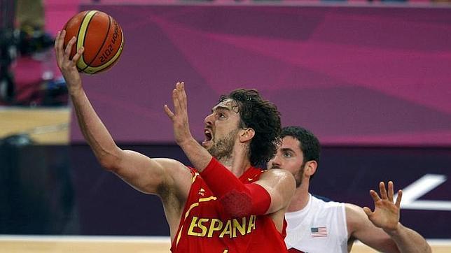 La 1 convierte en oro la medalla de plata de baloncesto