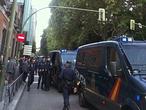 En directo: La Policía desaloja de Neptuno a los manifestantes y comienzan las cargas