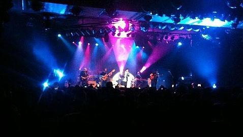 Manuel Carrasco regala el arte de su gira «Habla» en su concierto en Madrid