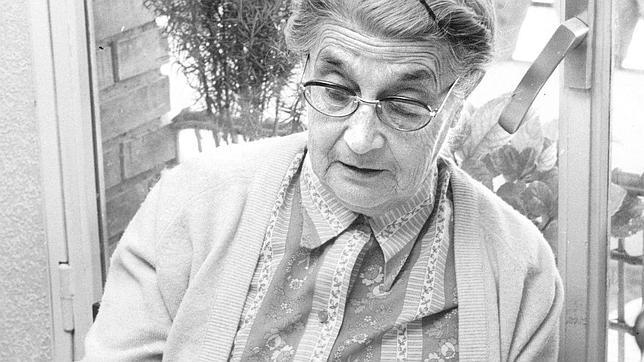 María Moliner, la mujer que resucitó la palabra «diccionarista»