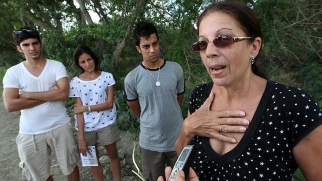 La viuda de Payá pide hablar con Carromero a la Embajada de España