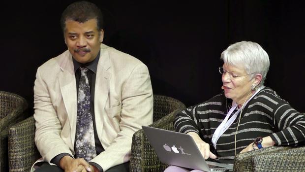 Neil deGrasse y Jill Tarter debaten sobre la vida fuera de la Tierra