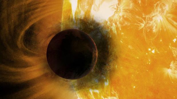 La ilustración muestra cómo podría verse este exoplaneta del tamaño de Júpiter y con una enorme cola de helio