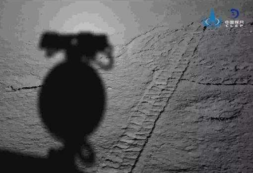 Huellas del rover Yutu 2