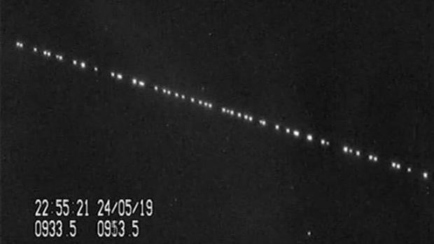 El tren luminoso de estrellas que se vio sobre el cielo de Holanda