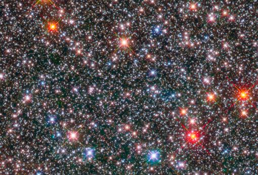 El corazón de nuestra galaxia, la Vía Láctea, repleto de estrellas