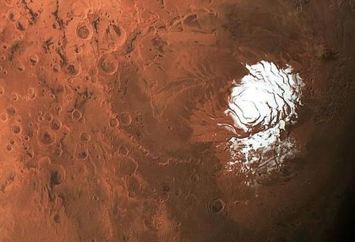 Los lagos se esconden bajo una capa helada en el Polo sur del planeta rojo