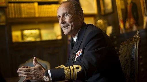 El almirante, en la sala del Patronato