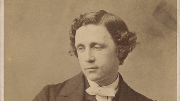 Lewis Carroll, autor de «La caza del carualo»