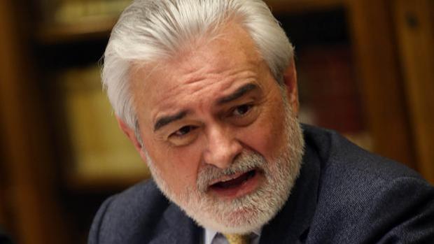 Darío Villanueva, director de la Real Academia Española (RAE)