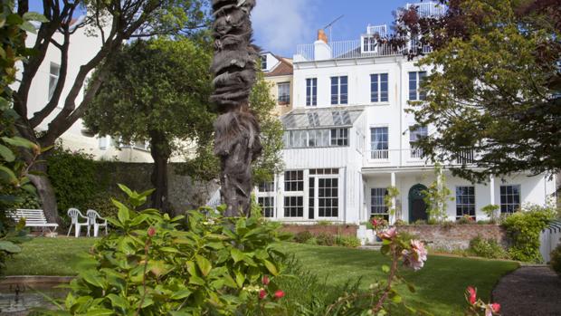 El jardín de la mansión de Víctor Hugo en la isla de Guernesey