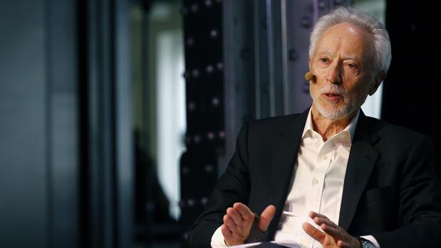 J. M. Coetzee, fotografiado ayer en el Espacio Fundación Telefónica de Madrid