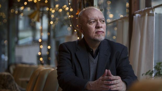 El novelista y reportero Jorge Fernández Díaz