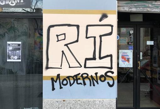 Detalle de una de las pintadas