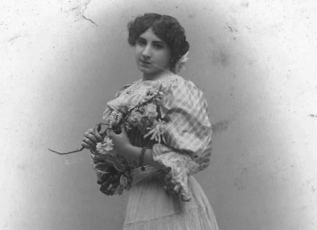 Pilar de Valderrama, en su puesta de largo