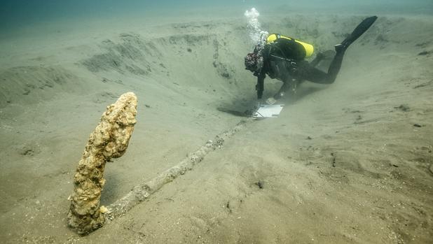 El ancla hallada en la Ãºltima camapaÃ±a cuyo cepo de madera ha confirmado una antigÃ¼edad de 500 aÃ±os