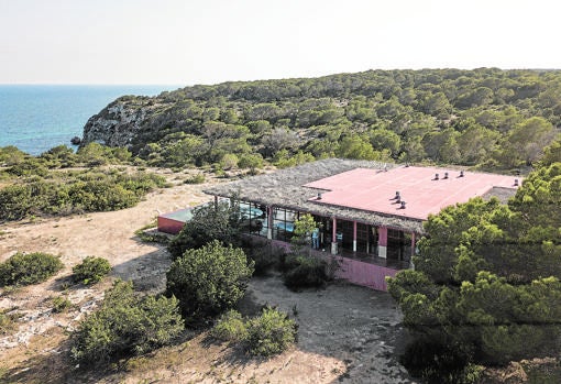 La espectacular casa del célebre arquitecto y diseñador Philippe Starck