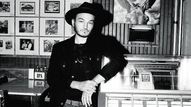 Danny «Lee»Blackwell nunca esconde sus pasiones retro