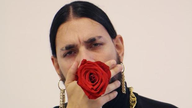 El cantante Conan Osíris