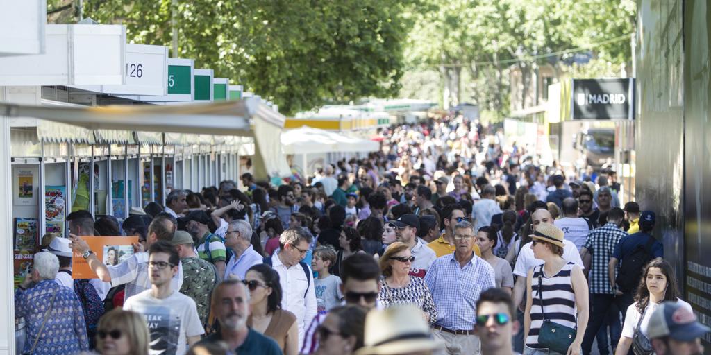 La Feria del Libro de Madrid sigue adelante... de momento