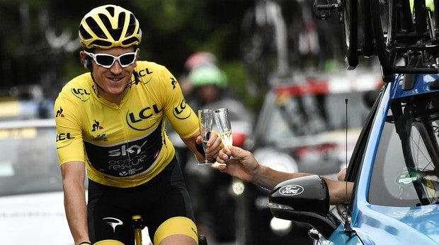 Geraint Thomas en París durante la última etapa del Tour de Francia, como campeón