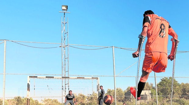 El equipo de fútbol de amputados de Palestina en un entrenamiento