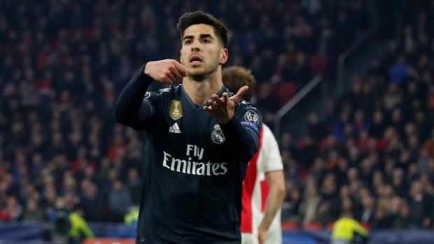 Marco Asensio, jugador del Real Madrid, celebra su gol ante el Ajax