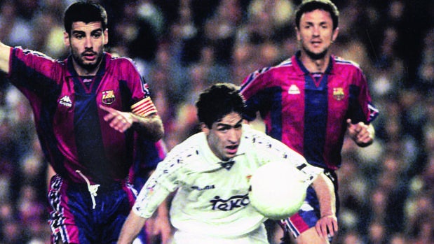 Barcelona y Real Madrid, en un partido jugado en 1997