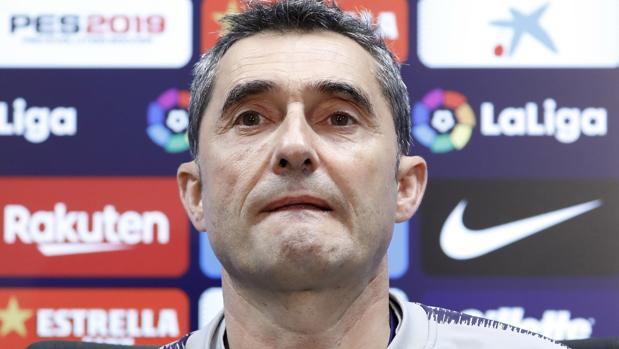 Valverde atiende a los medios de información