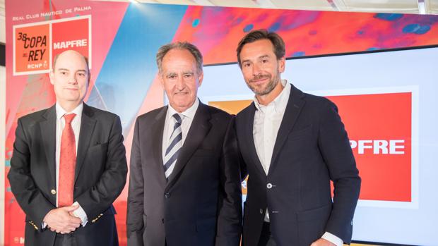 Desde la izq.: José Manuel Inchausti, Javier Sanz y Manuel Terrobas