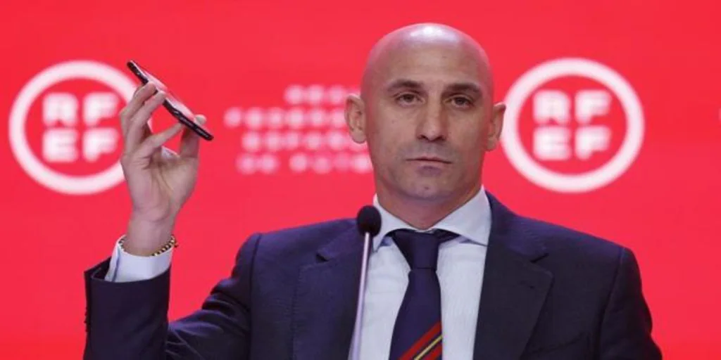 Luis Rubiales puts the focus on the League