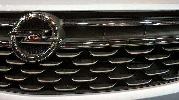 Opel, bajo la sospecha de haber manipulado también emisiones