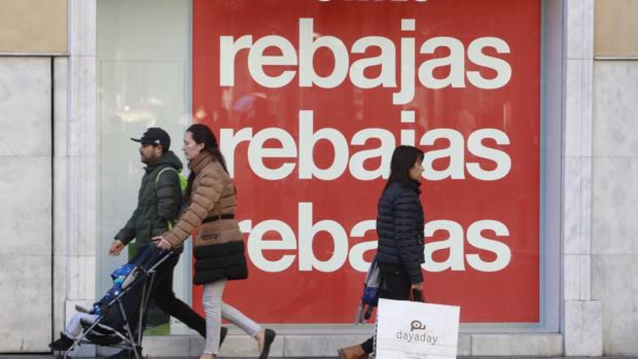 Los Comerciantes Piden Delimitar Los Periodos De Rebajas Y Un Plan Para ...