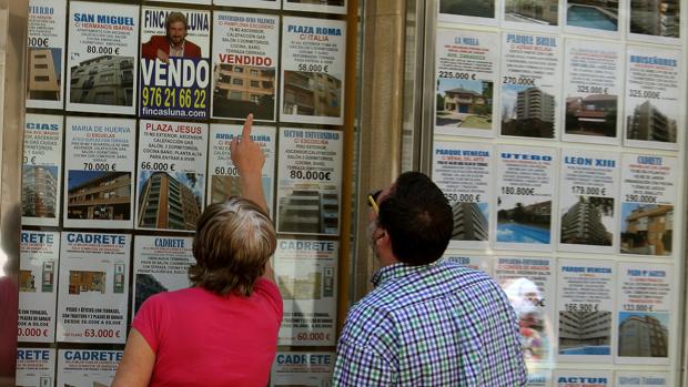 Una imagen de archivo de una agencia inmobiliaria
