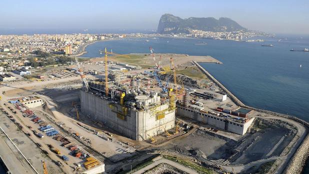 Plataforma de almacenamiento de gas licuado