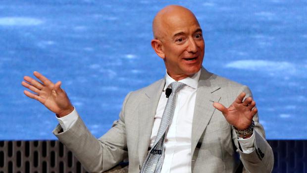 El fundador de Amazon, Jeff Bezos, perdió en un solo día 3.400 millones de dólares por la devaluación del yuan y su incidencia en los índices bursátiles
