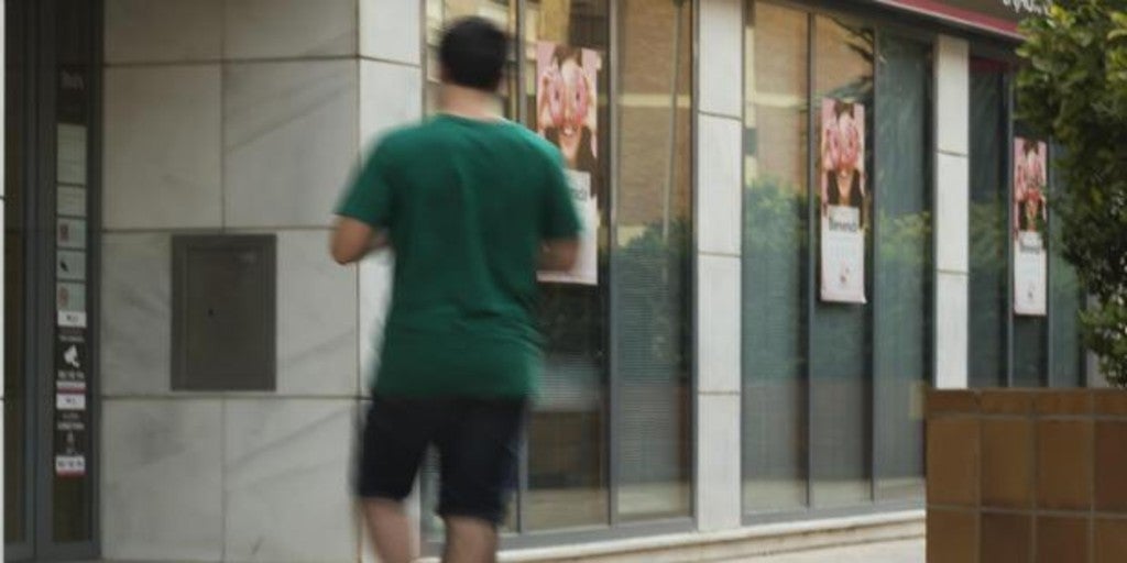 Consumo y las CC.AA. rechazan que los bancos puedan cambiar las condiciones a cuentas sin comisiones