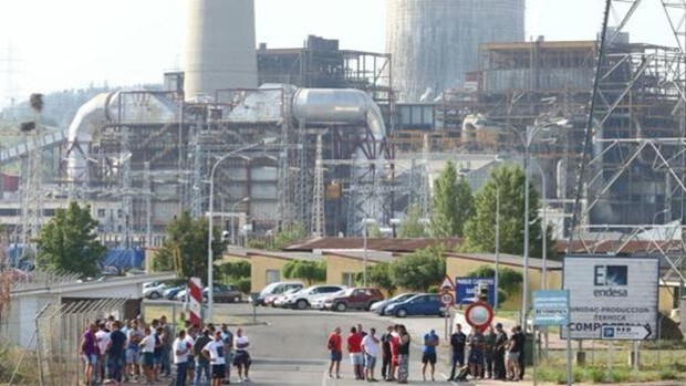 The PP presses the Government to postpone the closure of power plants and guarantee supply