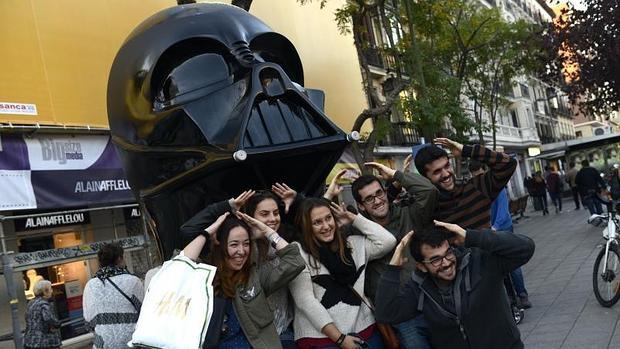 La réplica de Darth Vader, sin casco