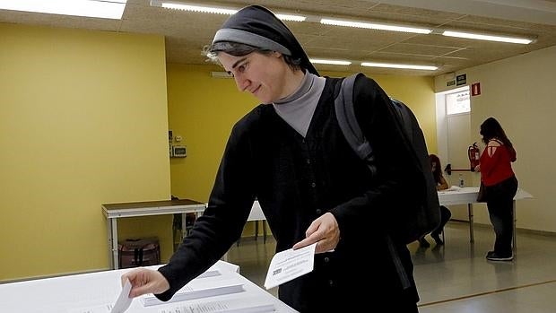 Teresa Forcades ha encabezado la firma del manifiesto
