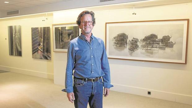 Alfonso Zubiaga en la presentación de la exposición